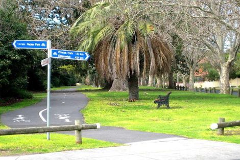 Property photo of 3/36 Lillimur Road Ormond VIC 3204