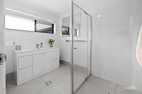Property photo of 3 Dargie Avenue Collingwood Park QLD 4301