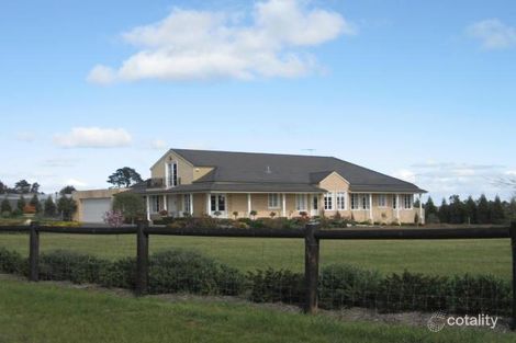 Property photo of 8 Pine Grove Mickleham VIC 3064