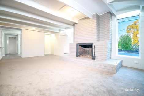 Property photo of 2 Charles Street Greensborough VIC 3088