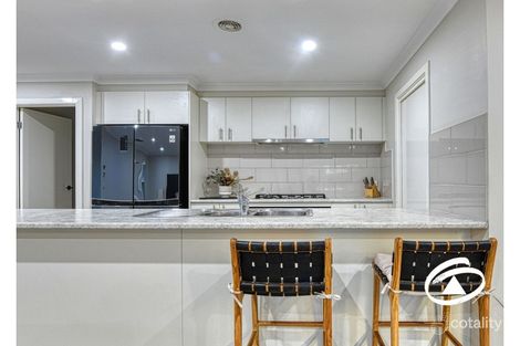 Property photo of 16 Summit Drive Pakenham VIC 3810