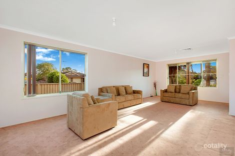 Property photo of 8 Ruckle Place Doonside NSW 2767