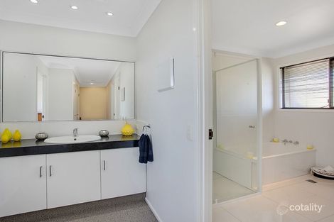 Property photo of 14/11 Balfour Crescent Highland Park QLD 4211