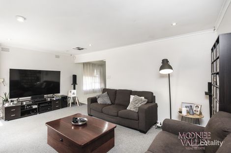 Property photo of 21 Rhonda Street Avondale Heights VIC 3034