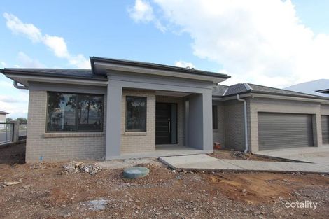 Property photo of 27 Thomas Boulton Circuit Kellyville NSW 2155