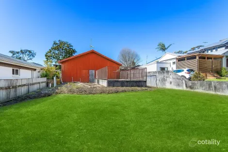 11 Gwyther Ave, Bulli, NSW 2516