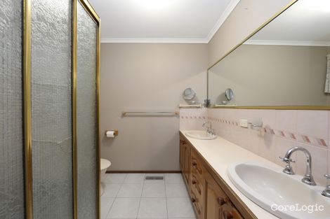 Property photo of 7 Buckingham Drive Rowville VIC 3178