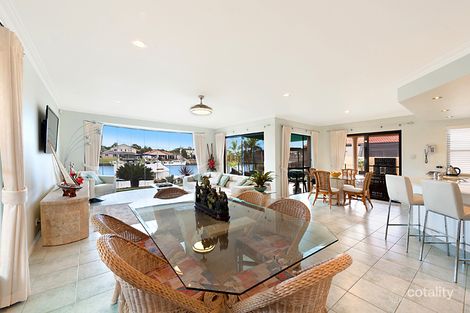 Property photo of 52 Monterey Keys Drive Helensvale QLD 4212