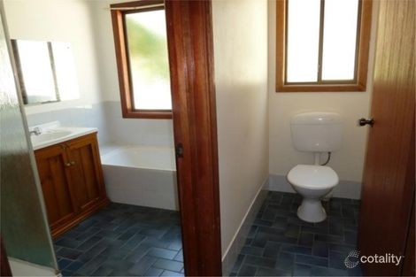 Property photo of 30 Warenda Road Clare SA 5453