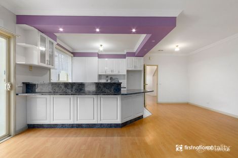 Property photo of 13 Mayfair Court Traralgon VIC 3844