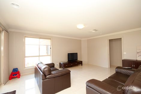 Property photo of 55 Honeyeater Circuit Thurgoona NSW 2640