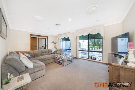 Property photo of 34 Carter Crescent Calwell ACT 2905