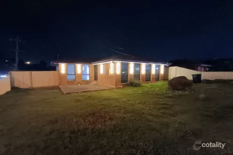 112 Brooklyn Rd, Melton South, VIC 3338