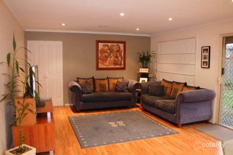 Property photo of 8 May Gibbs Crescent Lynbrook VIC 3975