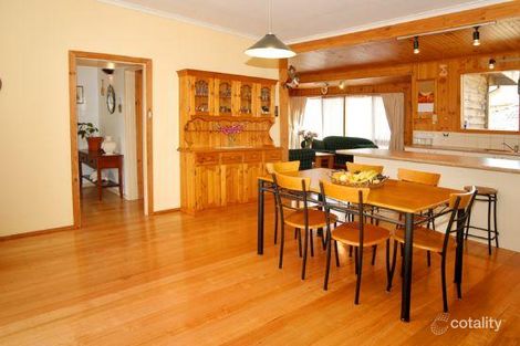 Property photo of 4 Anama Street Greensborough VIC 3088