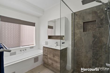 Property photo of 36 Peron Crescent North Lakes QLD 4509