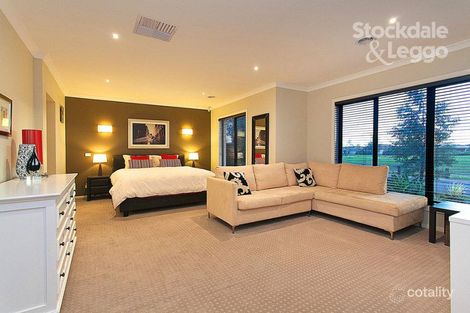 Property photo of 26 Sinclair Green Derrimut VIC 3026