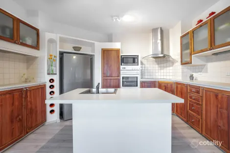 Property photo of 30 Midway Terrace Pacific Pines QLD 4211