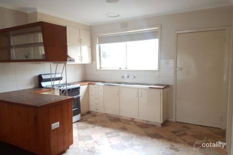 1/2 Bakewell St, Herne Hill, VIC 3218