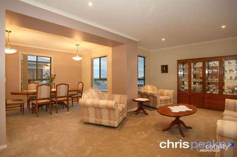 Property photo of 37 Glenview Rise Berwick VIC 3806