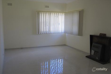 Property photo of 2 Hedges Street Fairfield NSW 2165