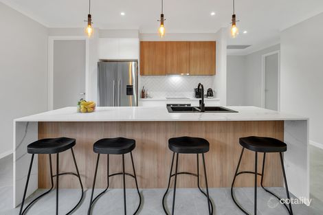 Property photo of 11 Topaz Street Pallara QLD 4110