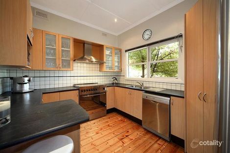 Property photo of 3 First Avenue Murrumbeena VIC 3163