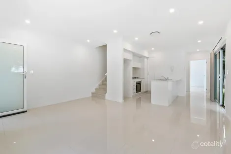 Property photo of 13/207 Targo Road Girraween NSW 2145