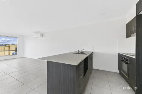 Property photo of 1/59 Crockers Road Westbrook QLD 4350
