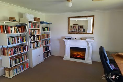 Property photo of 29 Helby Close Merriwa WA 6030