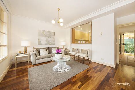 Property photo of 16 Hinton Road Glen Huntly VIC 3163