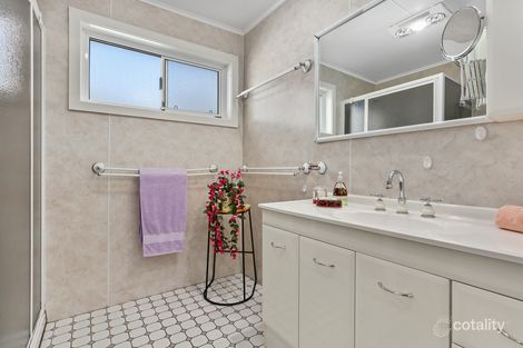 Property photo of 9 Tallawong Crescent Dapto NSW 2530