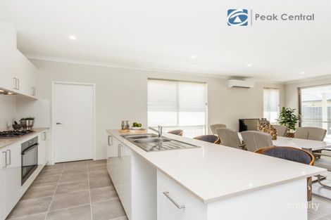 Property photo of 40 Apatite Street Treeby WA 6164