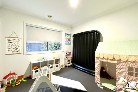 Property photo of 4 Muster Street Manor Lakes VIC 3024