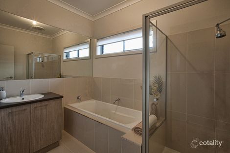 Property photo of 7 Coucal Court Meringandan West QLD 4352