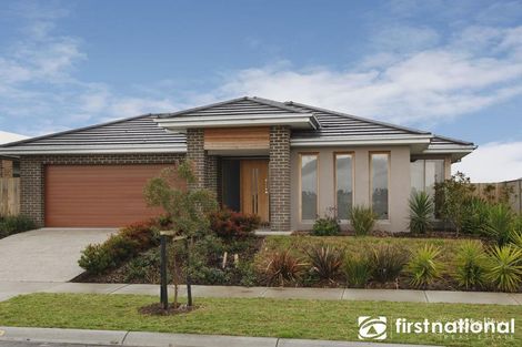 Property photo of 9 Edenbrook Circuit Pakenham VIC 3810