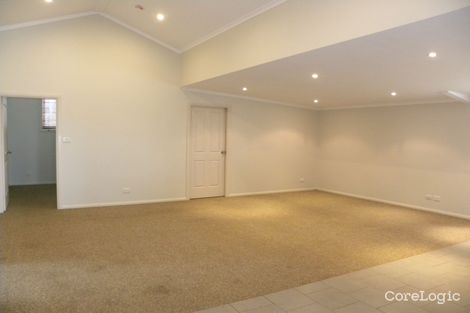 Property photo of 21 Iandra Street Young NSW 2594