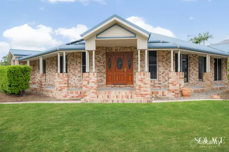 Property photo of 7 Lighthouse Drive Boyne Island QLD 4680