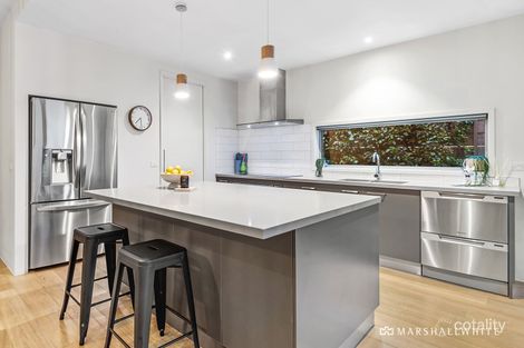 Property photo of 13 Sunningdale Avenue Mornington VIC 3931