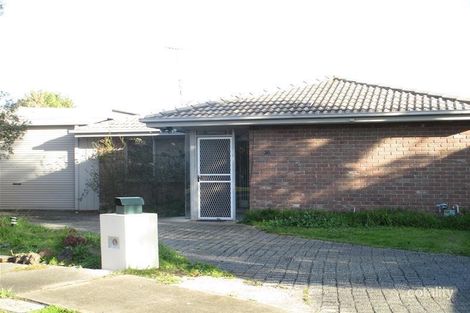 Property photo of 26 Temby Close Endeavour Hills VIC 3802