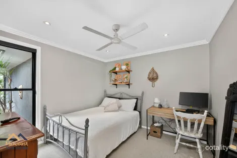 Property photo of 4 Meers Drive Black Head NSW 2430