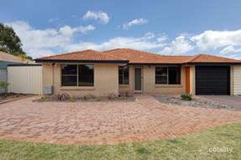 13 Giles Pl, Waikiki, WA 6169