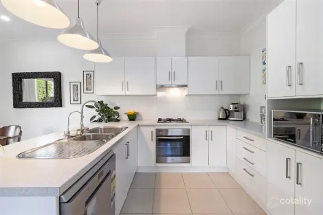 Property photo of 30 Barry Road Oaklands Park SA 5046