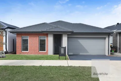 Property photo of 5 Leaf Street Mickleham VIC 3064