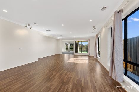 Property photo of 18 Arkins Circuit Tarneit VIC 3029