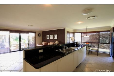 Property photo of 33 Mozart Place Mount Ommaney QLD 4074