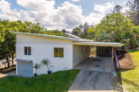 Property photo of 4B Goondooloo Drive Ocean Shores NSW 2483
