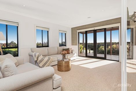 Property photo of 3 Pindara Place Gisborne VIC 3437