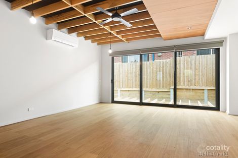 Property photo of 2/4 Strettle Street Thornbury VIC 3071