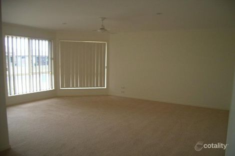 Property photo of 4 Lady Nelson Drive Eli Waters QLD 4655